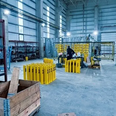 Yalova OSB fabrikamızdaki metal imalat ve işleme hattında lazer kesim parçaların seri üretim montaj hazırlığı.